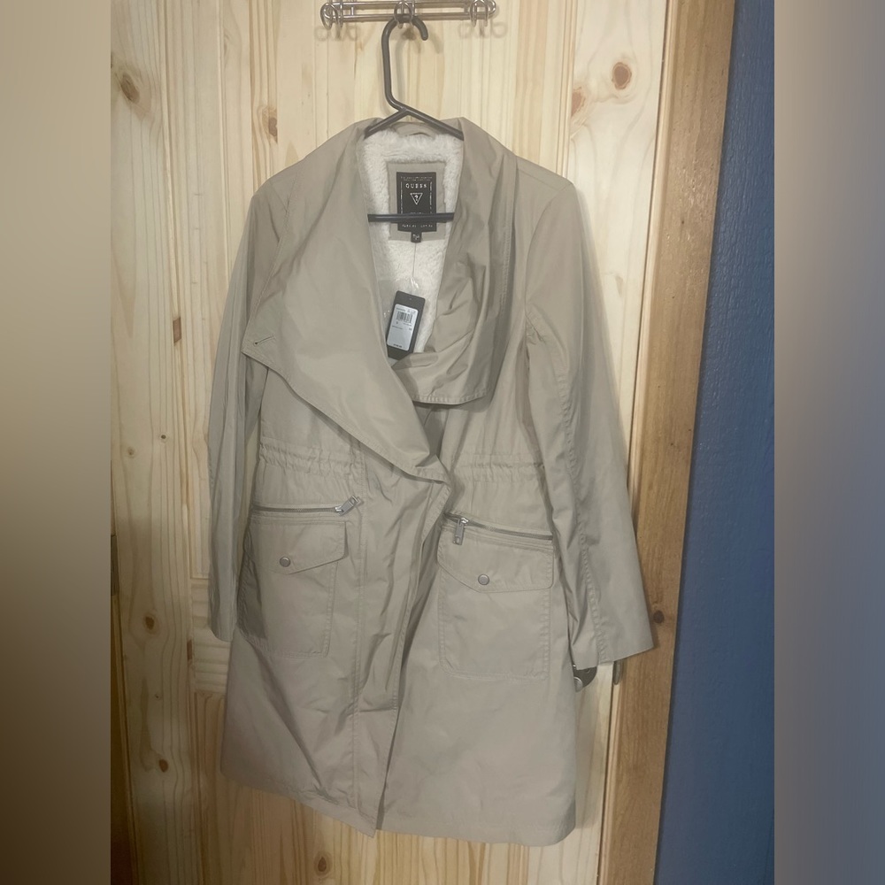 NWT Guess rain coat